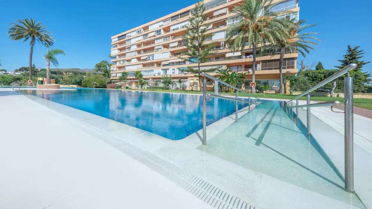 Apartamento La Torre 1337 Precioso, Moderno Y Con Piscina Torremolinos Eksteriør bilde