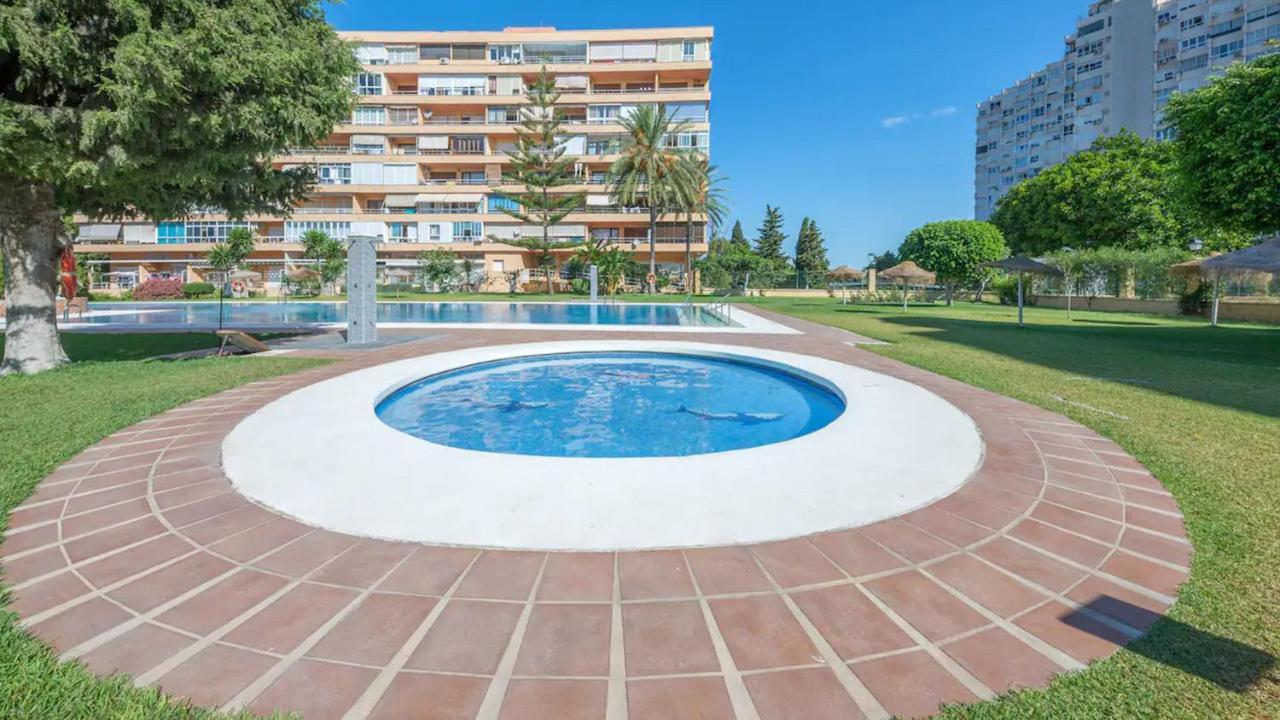 Apartamento La Torre 1337 Precioso, Moderno Y Con Piscina Torremolinos Eksteriør bilde